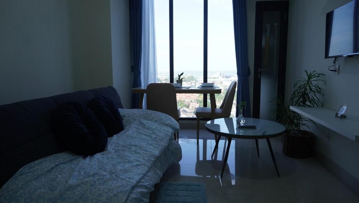 Blue Belle Staycation Pollux Habibie Batam