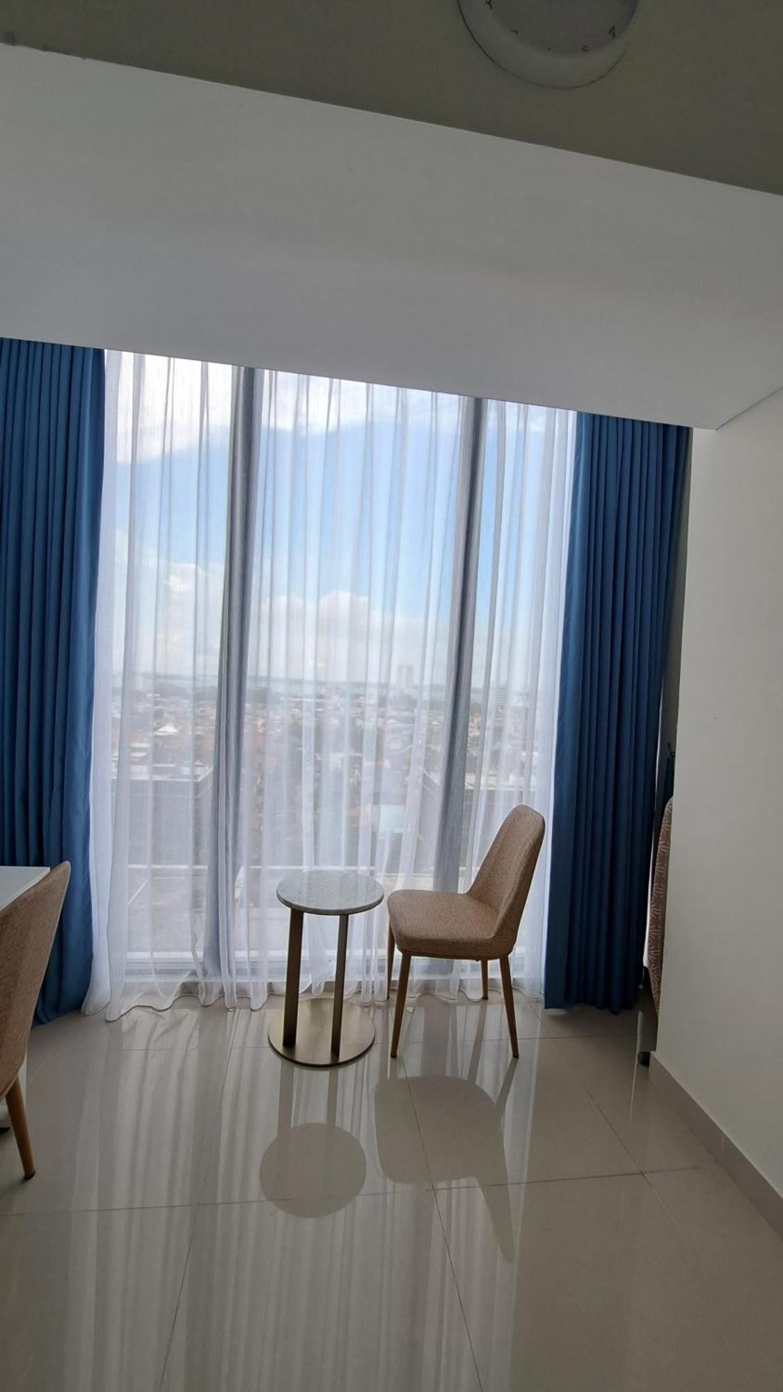 Blue Belle Staycation Pollux Habibie